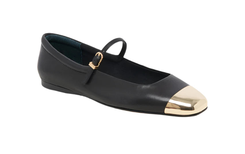 A wardrobe essential with one statement making detail. REYES TOE CAP features a metallic dipped toe that sets this timeless ballet flat apart. Choose from three classic colorways to wear with everything from pleated skirts and tights to jeans and a sweater.
Leather Upper
Recycled Synthetic Outsole
Recycled Textile, Leather + Water-based Leather Alternative Lining
Water-based Leather Alternative Sock
Imported