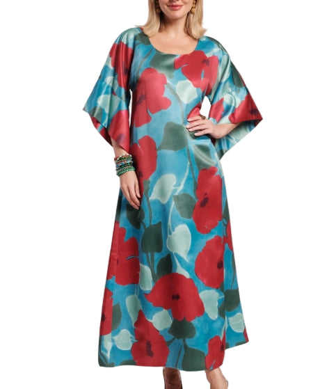 An elegant gown, draped in flowers. In a gorgeous print, the Spinnaker Maxi reemerges, ready for fall. Featuring a sophisticated scoop neckline, pockets, and unique statement bell sleeves, this timeless design drapes beautifully over the figure in a flattering flared silhouette.