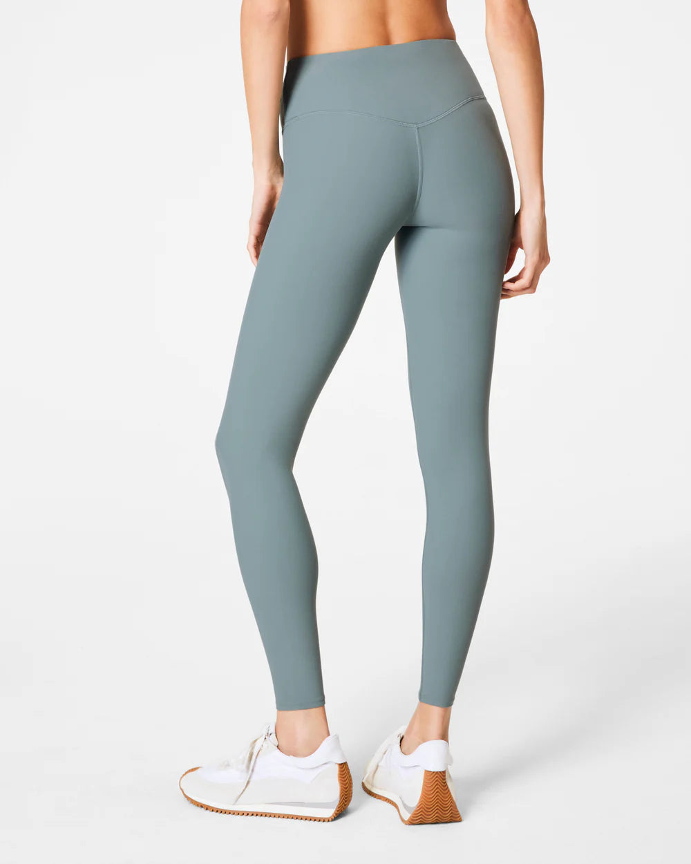 SPANXsmooth™ OnForm Full-Length Leggings in Fennel