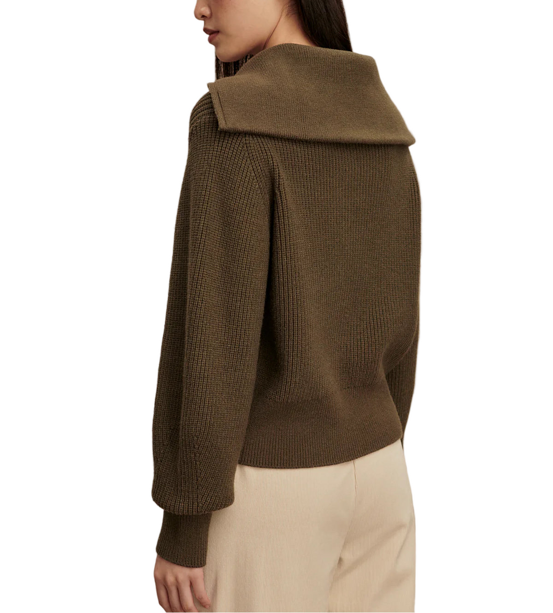 A versatile knit for all-season layering, the Maura is a contemporary half-zip style made to elevate your cold-weather looks. A sweater version of the Enrico jacket, it is crafted from a mid-gauge Soft Viscose yarn, which makes it soft to the touch and super comfortable to wear all day. Complete with a classic turn-back collar and fashioned detailing to the arms.