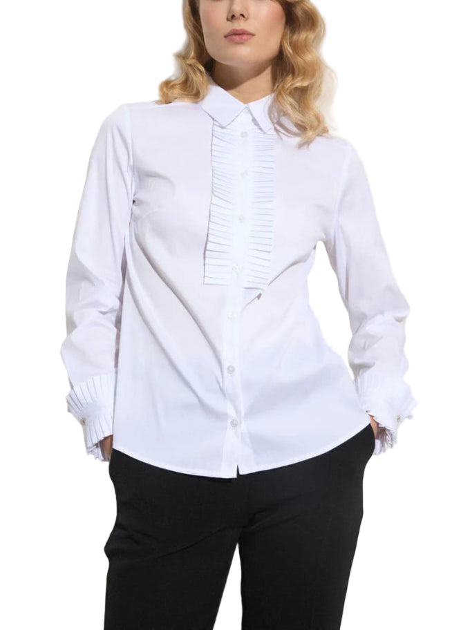 White poplin shirt. Shirt collar. Fitted design with front button closure and pleated detail. Long sleeves finished with pleated cuffs with jewel button closure. Slightly rounded hem. Designed and manufactured in Spain.
