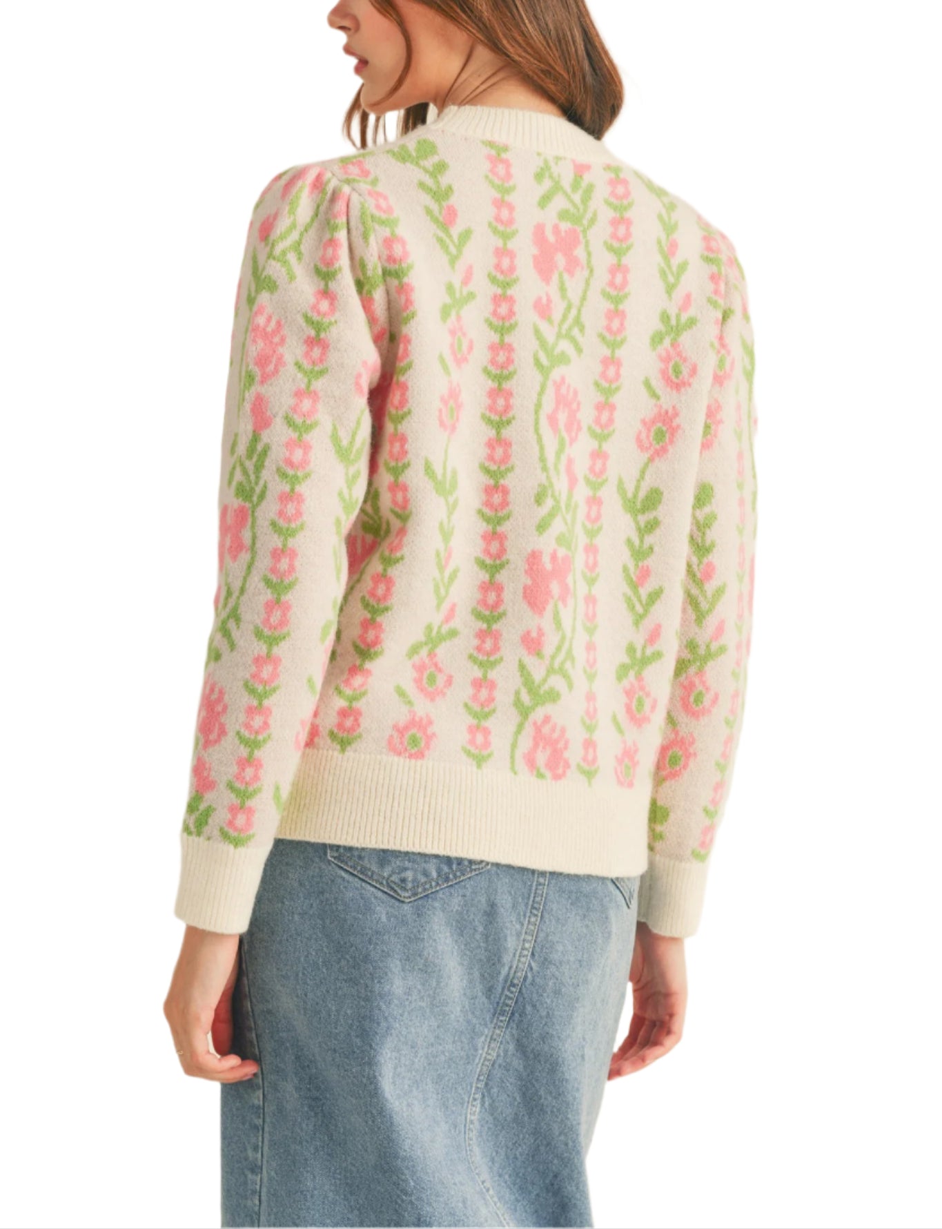 Floral knit pattern sweater
+ Ribbed round neckline
+ Floral knit pattern
+ Ribbed edges
+ Relaxed fit