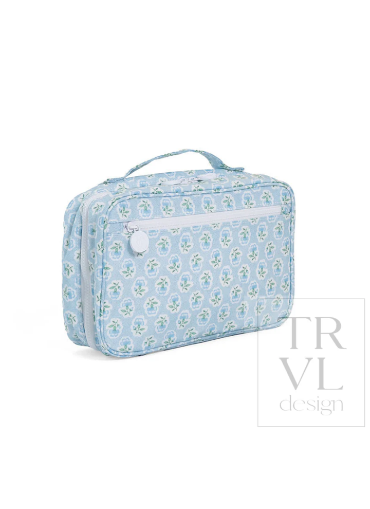 Bundle Up Toiletry Hanging Bag