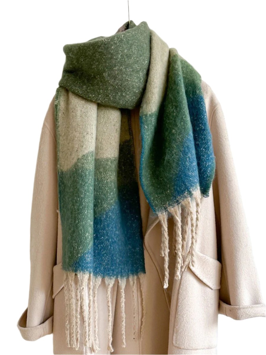 Contrast Autumn and Winter Scarf

100% Polyester