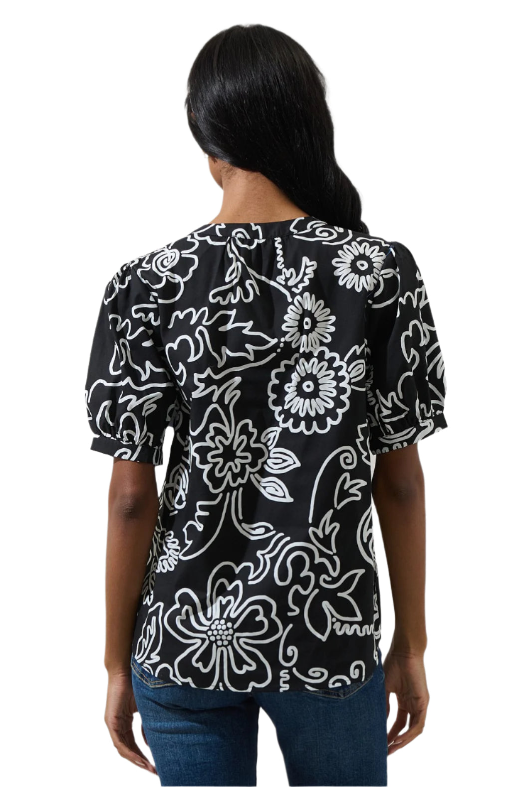 Prepare to collect compliments all day long with this flattering top. A classic top that has short puff sleeves followed by a split neckline that forms into V-neck. Pair with skinny jeans and ankle boots for a look that's both casual and polished.