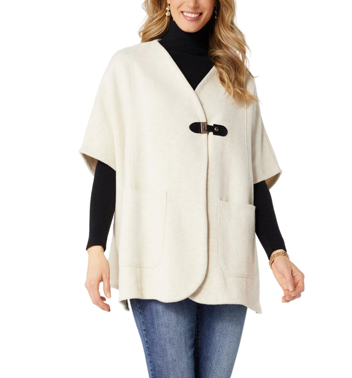 Looking for the perfect go-to cardigan? Look no further than the Collins Toggle Cardigan! This versatile one size cardigan boasts a chic toggle closure and handy front pockets, making it a must-have for any fashionista on the go. 