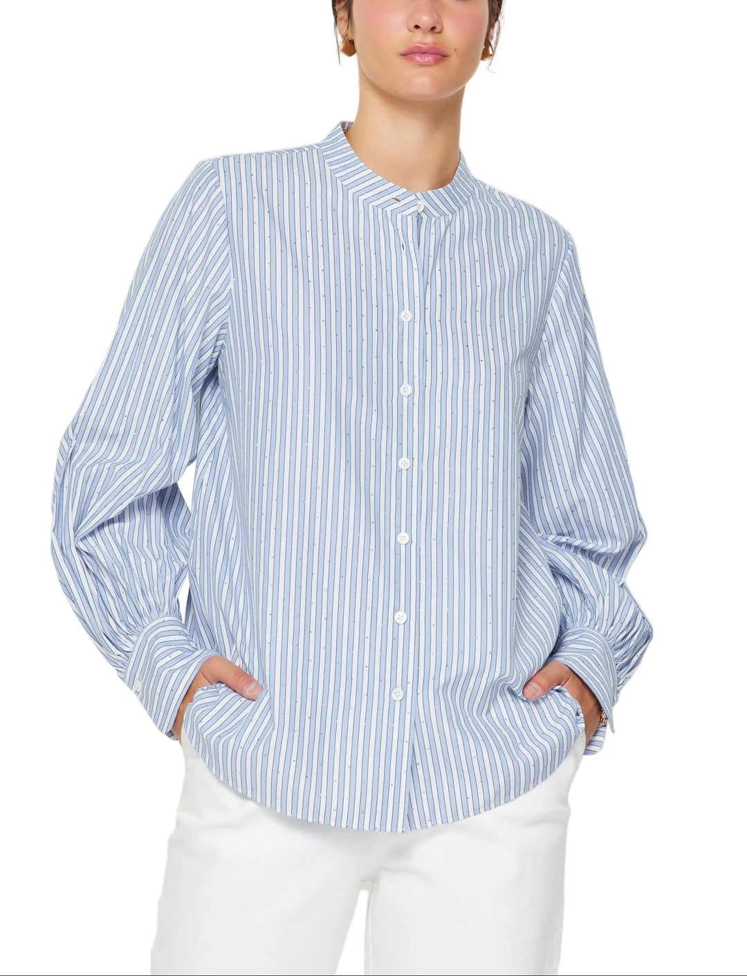 Pinstripe print with rhinestone detail
Button-down front
Long sleeve with wide cuffs
Stand mandarin collar neckline
Relaxed fit
Gentle cycle wash in cold water
100% COTTON
