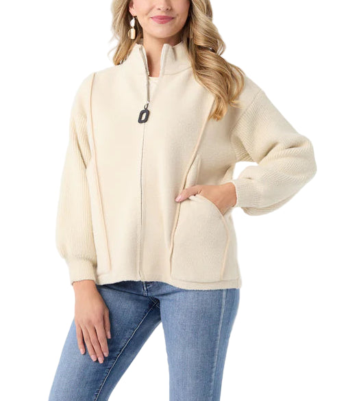 Upgrade your outerwear collection with our Harvey Soft Brushed Shacket! Designed to be the ultimate fall staple, this jacket is both stylish and functional. The soft brushed material is perfect for cooler weather, while the shacket style adds a trendy touch to any outfit. Say hello to your new favorite piece for the season!