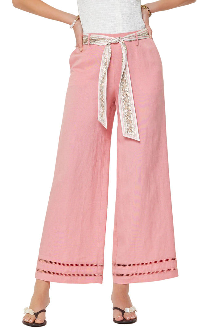 Cropped length wide leg pants
Floral scarf belt included
Ladder-lace detail hem
Elastic waistband
Side pockets
Lining included
55%LINEN 45%RAYON