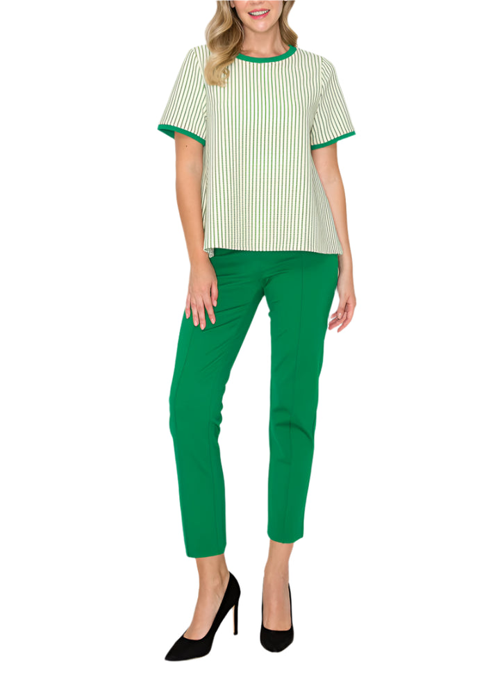 The Paul Pant. A chic casual solid color ankle pant. Perfect for office wear or casual everyday. Front seam detail. Elastic waist. Skinny pant. Stylist and comfort