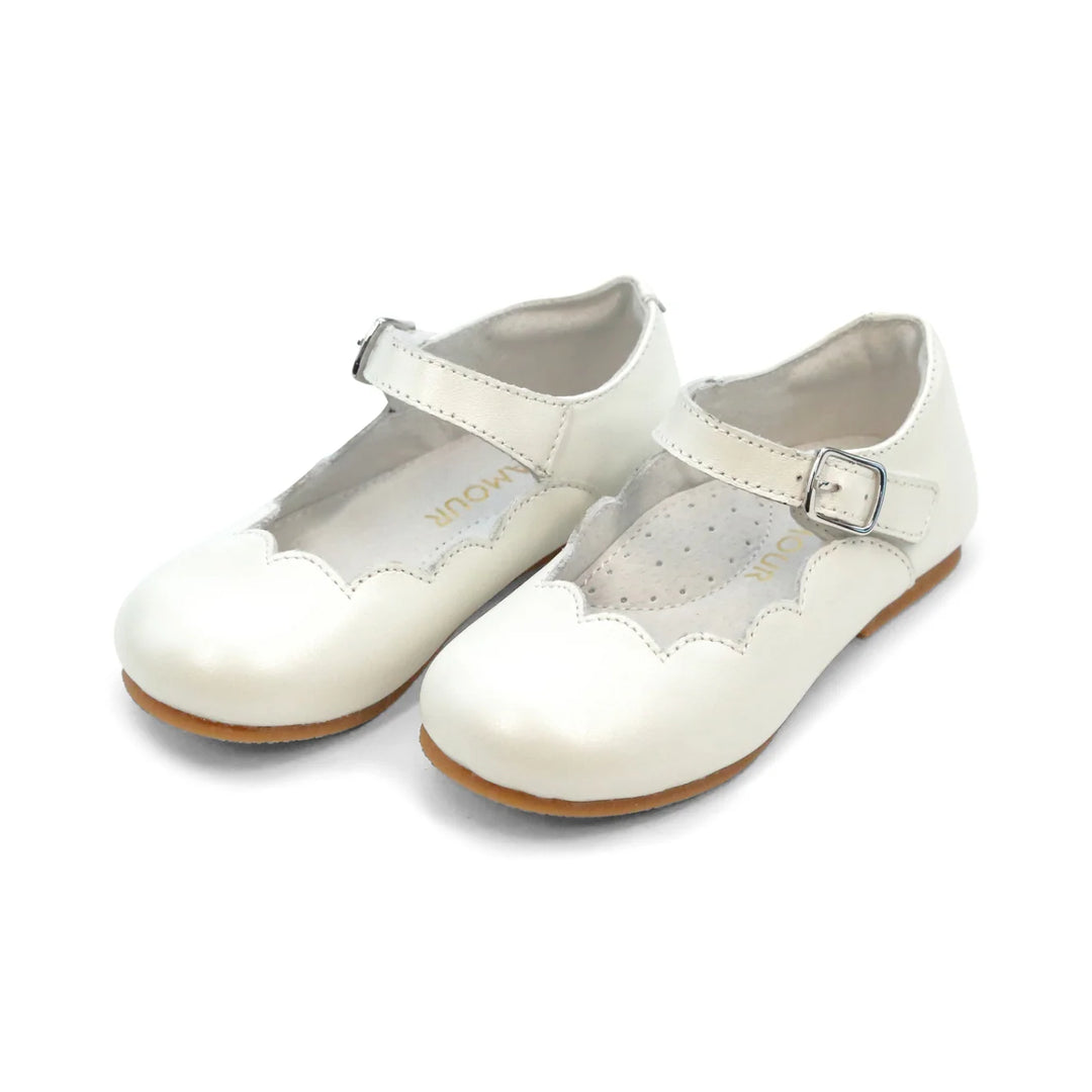 The Sonia flat by L&