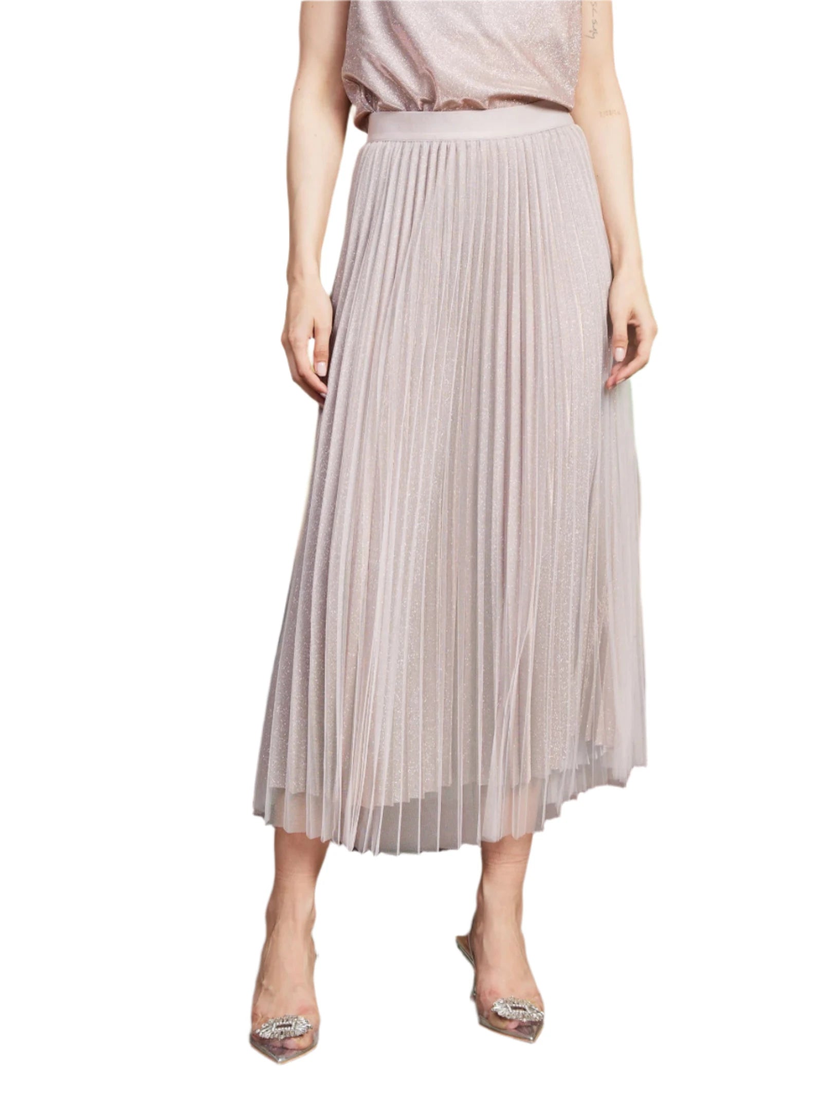 This pleated lurex midi skirt is overlaid with sheer, delicate mesh for an ethereal look. The pull-on style has a comfortable elastic waistband and raw hems that land at shin length.