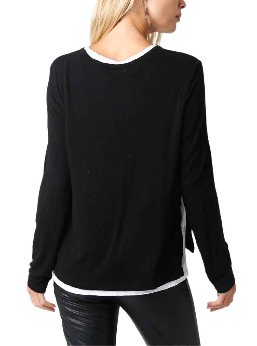 Our Lined Crew Neck Sweater features a crew neck and relaxed fit.