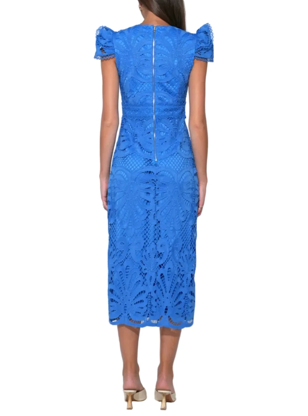 Rendered in the serene and sophisticated Cornelia Blue, this dress is a masterclass in delicate detailing. It features an exquisite all-over daisy floral lace that breathes life into a timeless silhouette. The design is elevated by feminine cap sleeves and intricate scalloped edges along the neckline and hem, adding a touch of vintage-inspired elegance.