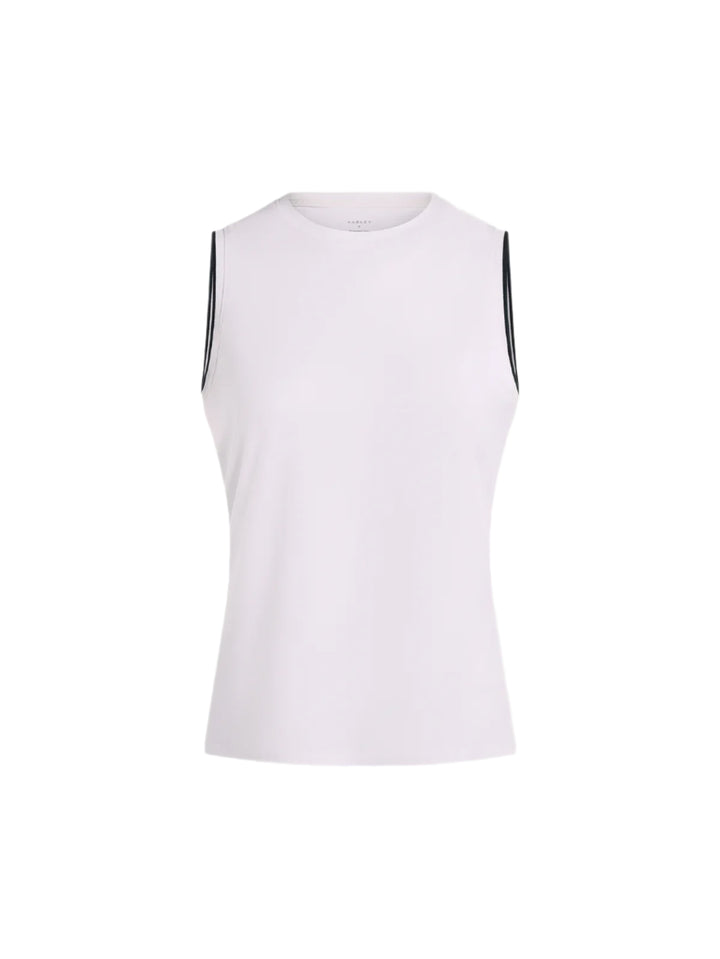 Made from our Soft Rib Jersey, the Fritton tank is your ultimate court-to-club essential. Featuring a tennis-inspired silhouette, it pairs effortlessly with our skorts for on-court elegance.