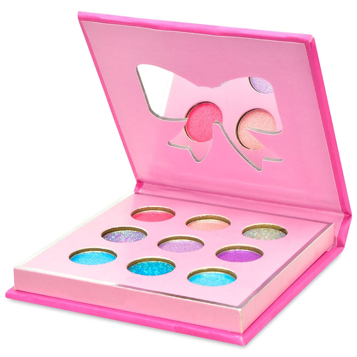 Beautiful bow eyeshadow 