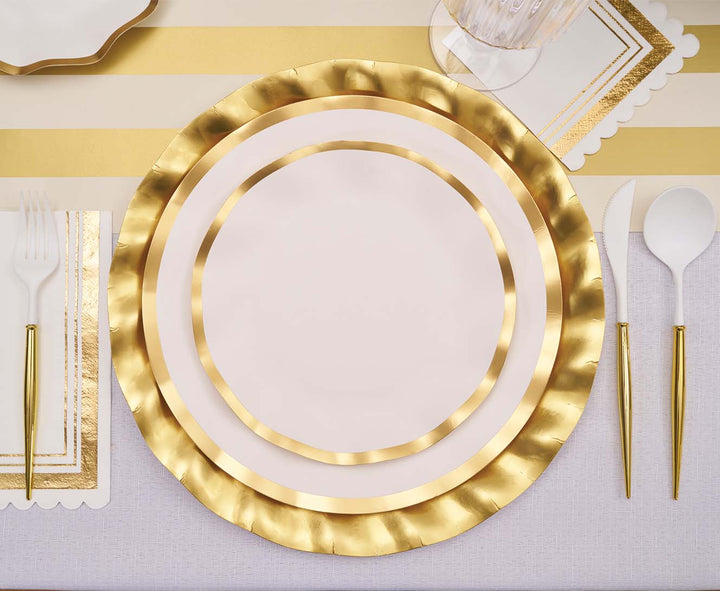 Wavy Everyday White Tableware