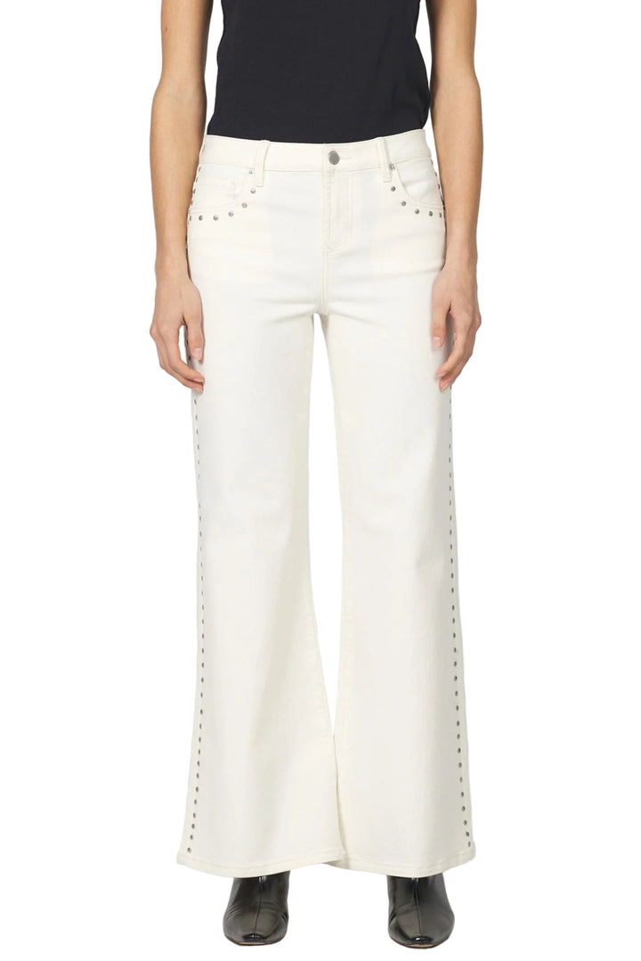 Micah mid rise jean with a clean hem, crafted for effortless style and comfort.

The edgy studs seamlessly blending utility and fashion.

Perfect for pairing with your favorite wardrobe staples, they offer a unique look for various occasions.