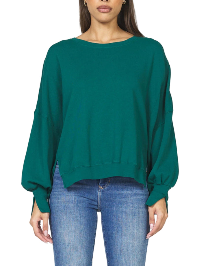 Cozy up in the Trenton crew neck sweater in an oversized fit, this long sleeve sweater offers unmatched comfort and a relaxing style perfect for any casual occasion adding warmth, a versatile piece for layering or wearing on its own.


