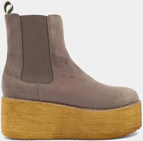 Yoshi Boots in Taupe Suede by Shushop