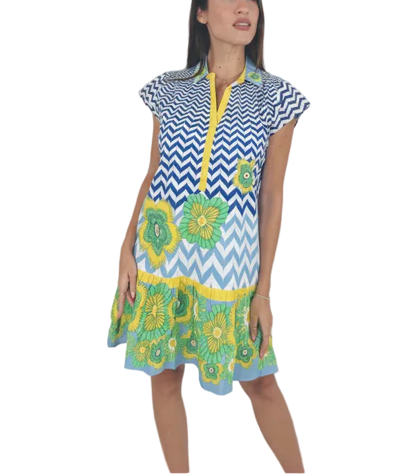 The Havana mini is an easy popover dress that flatters all figures. We love this floral print in these beautiful colors.

Fully lined, with pockets on the side seam
Fabric- 100% cotton, with cotton lining