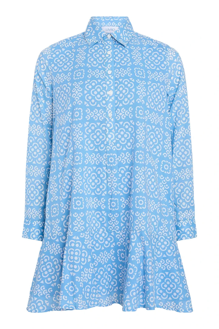 Our Classic Shirtdress but in mini form. The Polly dress is the perfect transitional style. Pair with boots for cooler weather, loafers for busy days, or your summer jellies for vacation. The button neckline combined with the loose ruffle bottom makes this a classic, yet trendy piece. You&
