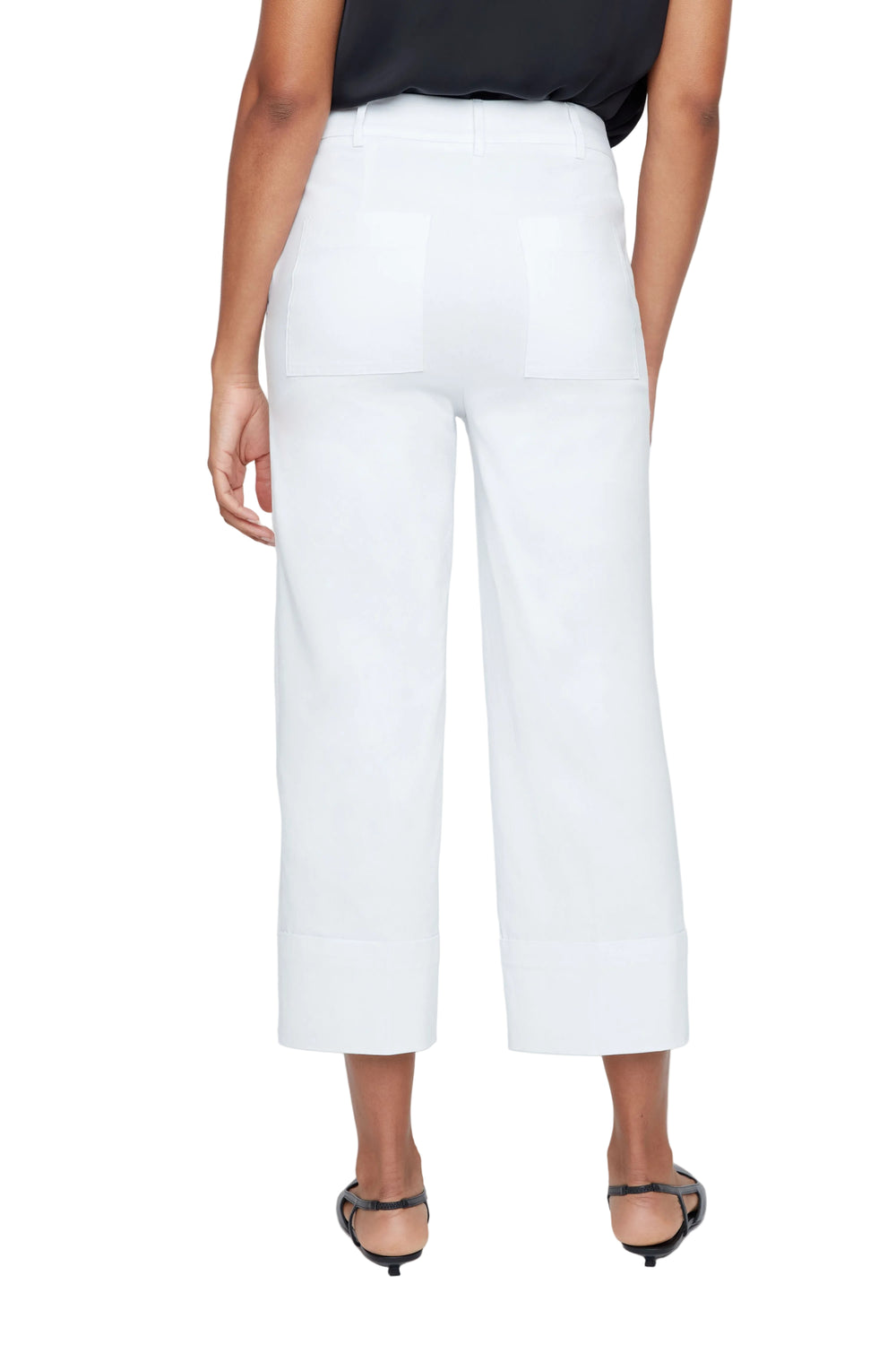 Crop your style with Emma Cropped Pants—the perfect length for showing off your favorite sneakers or sandals. Designed with a flattering fit that hits right at the ankle, these versatile pants work equally well dressed up for brunch or down for weekend errands. Whether you're pairing them with a blazer or a casual tee, Emma delivers comfort and confidence in every wear. A wardrobe essential that proves shorter doesn't mean less fabulous.