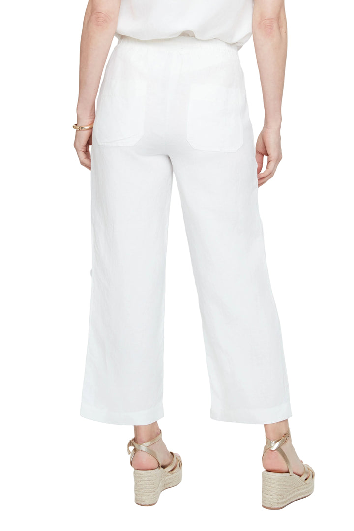 Sophie Cropped Pants offer a modern, versatile silhouette perfect for any season. Designed with a flattering cropped length, these pants hit right at the ankle for an effortlessly chic look that pairs seamlessly with sneakers, flats, or heels. Crafted from quality fabric with a comfortable fit, they&