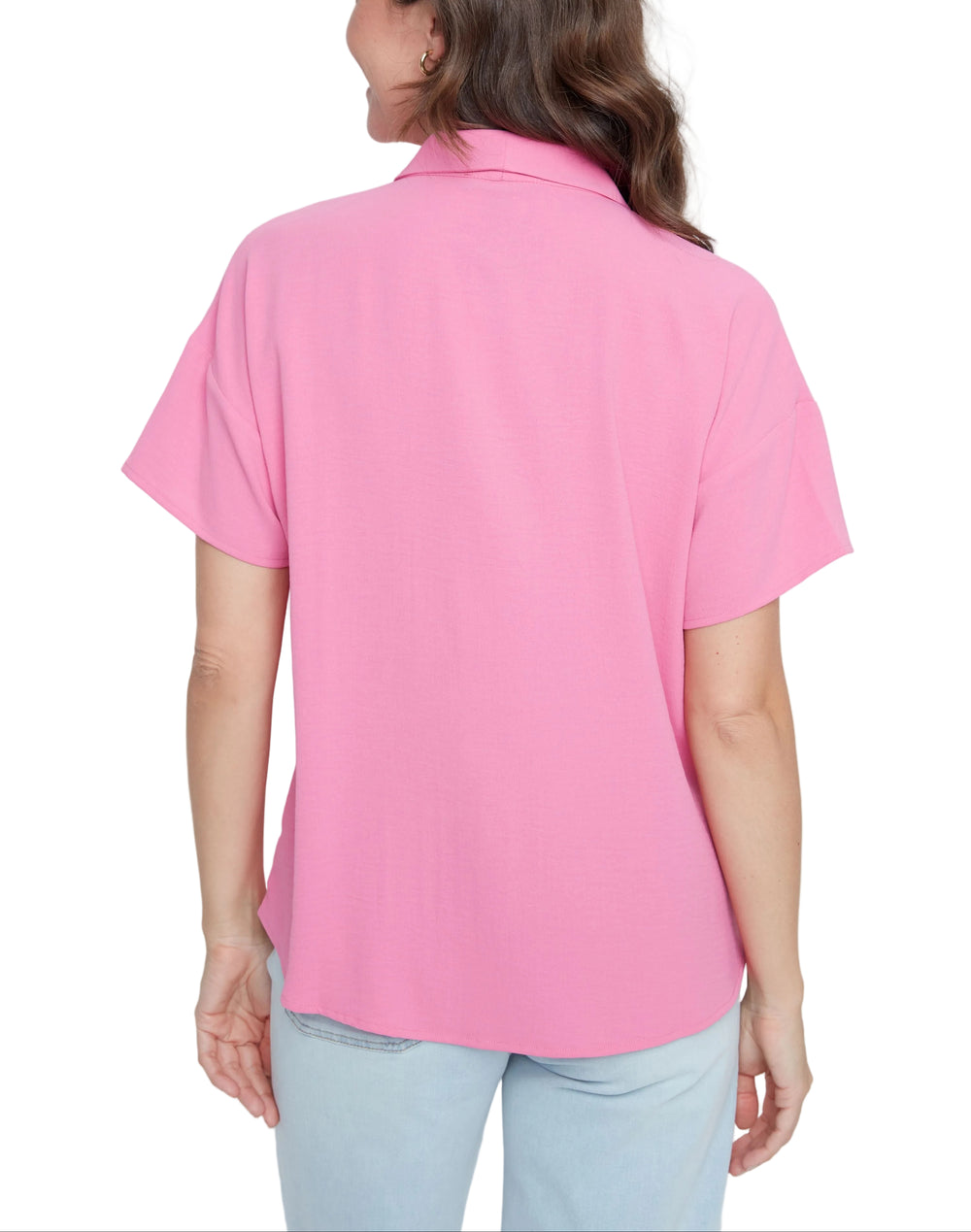 Effortless elegance meets everyday comfort in the Sheila Short Sleeve Blouse. This charming v-neck button-up features a crisp collar and short sleeves, making it the perfect go-to for layering or wearing solo. Whether you're dressing up for the office or keeping it casual, Sheila brings a touch of sophistication to any outfit. Versatile, flattering, and ready for anything your day brings.