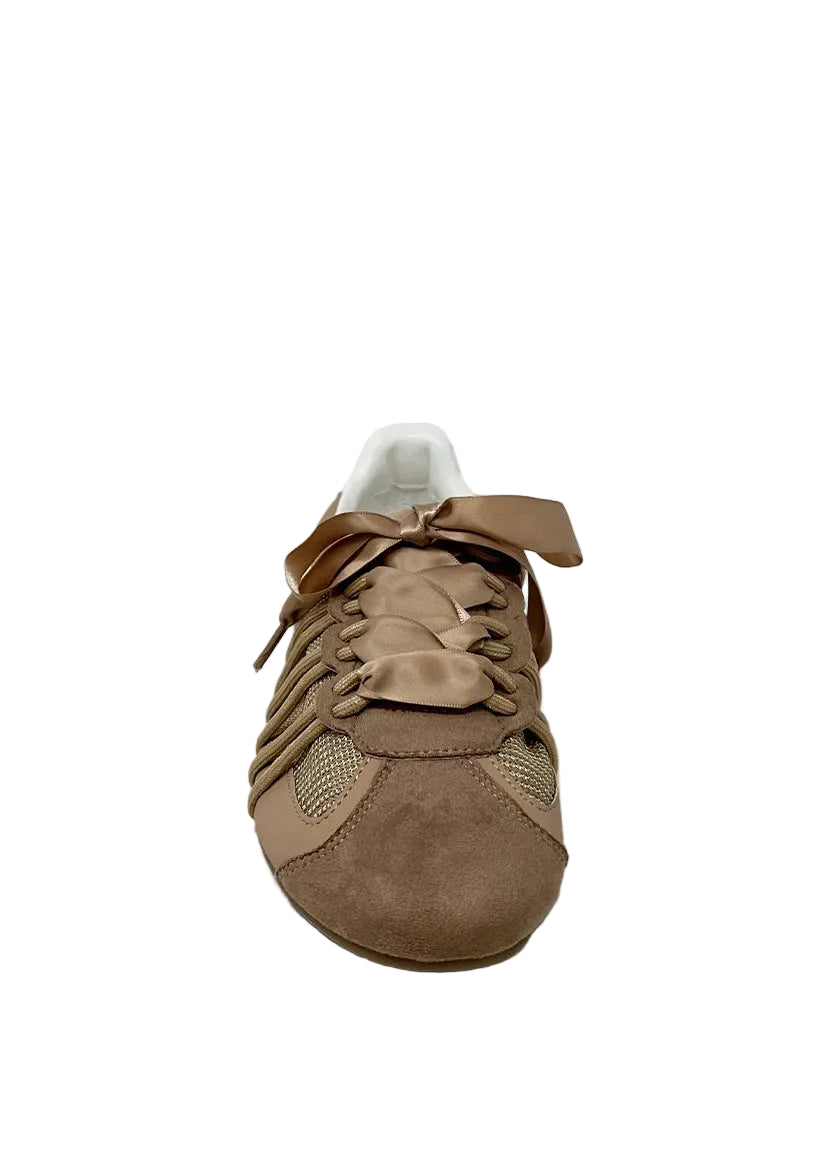SHERYL in Taupe blends earthy tones with feminine charm in a ballet-meets-sneaker silhouette. Its warm taupe hues, airy mesh upper, and satin ribbon laces make it the perfect style for transitional dressing. Light on your feet, rich in detail, this is effortless sophistication for the everyday muse.

From morning errands to weekend escapes, SHERYL has your back.

Key Features

Upper: Taupe faux leather and mesh with tonal faux suede overlays

Closure: Taupe satin ribbon laces add a soft contrast

