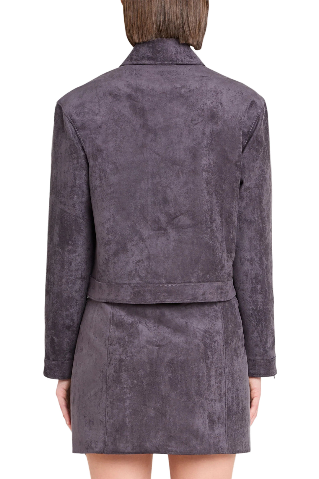 Play it cool in the Becker Jacket. With its streamlined design and soft suede finish, this layer adds just the right amount of edge. Wear it over the Becker Dress or Becker Skirt for a night out in the city.