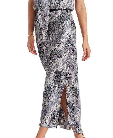 Equal parts effortless and elegant, the Bias Cut Slip Skirt boasts a sleek, streamlined silhouette with a high waist and front slit for ease.