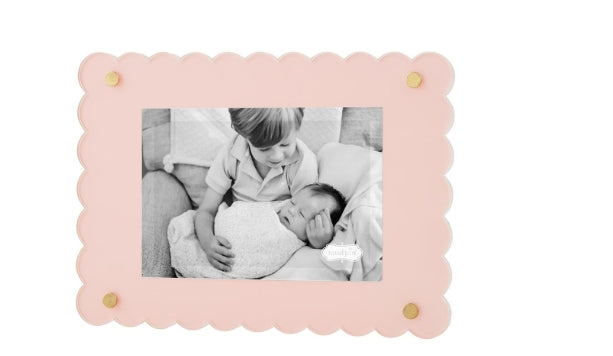 Scalloped Acrylic Frame
