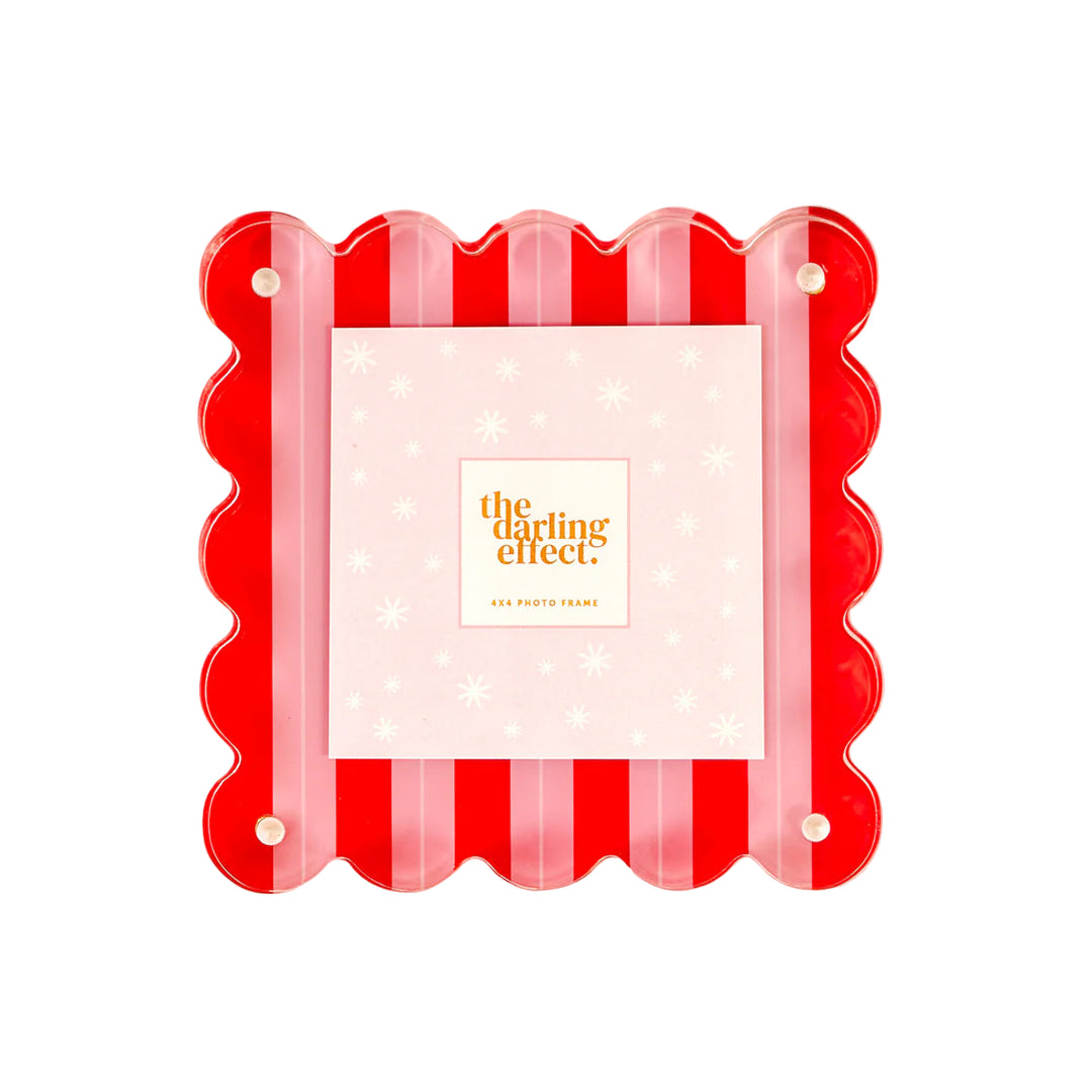Add some personality to your space with our Scalloped Acrylic Picture Frames! With a modern design and playful scalloped edge, these frames are the perfect way to display your favorite memories. The magnetized panels make it super easy to update your photos, keeping things fresh and stylish.
