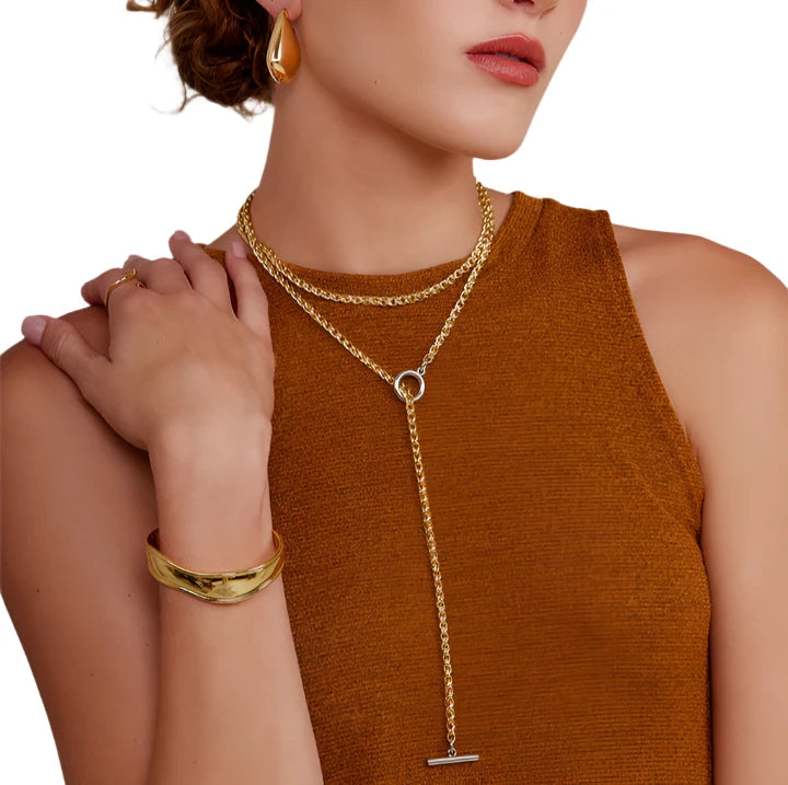 Two-Tone chain lariat long necklace that can be worn as a layered short necklace and a long lariat necklace.