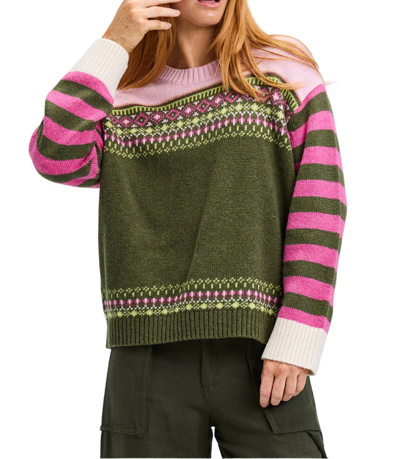 Get ready for those cooler temps in our favorite sweater brand - Zaket and Plover.  Features a natural blend of cotton and cashmere, making this luxe and cozy for Fall and Winter.  Pair with your favorite slacks or denim for an elevated casual look.