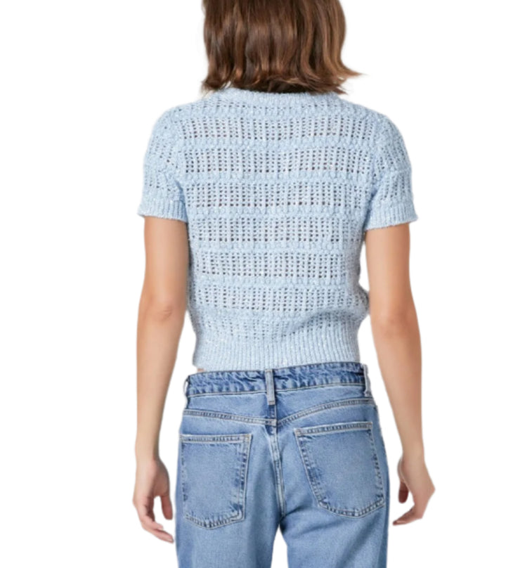 Short sleeve top
- Knit
- Crochet
- Sequins 