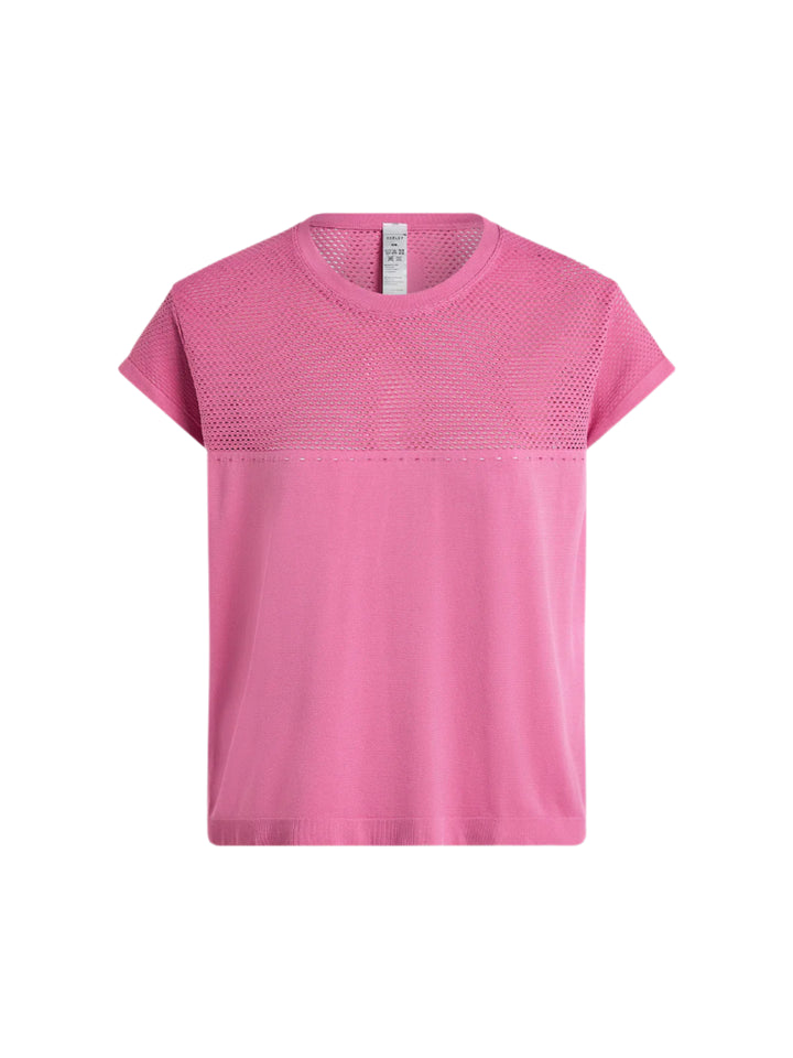 Cut to a boxy silhouette with short sleeves, this classic active tee is soft and supportive with subtle textured perforation for enhanced breathability. Perfect for layering over your daily activewear.