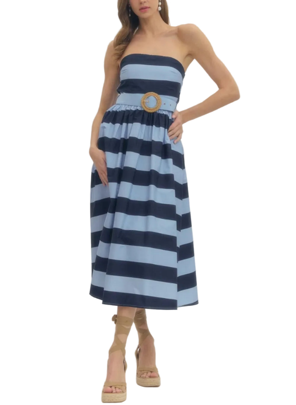 Striped strapless midi dress featuring contrast waistband with buckle detail. Zipper closure at back. Smocked back bodice. Side pockets. Lined. Woven. Non-sheer. Lightweight.