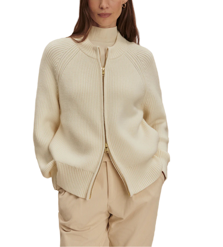 An elevated take on a classic jacket, the Milo is a versatile zip-through knit for fall and beyond. Cut to a relaxed fit with a crew neckline, raglan sleeves, and side seam pockets, the Milo is perfect for layering over thinner longsleeves or tees